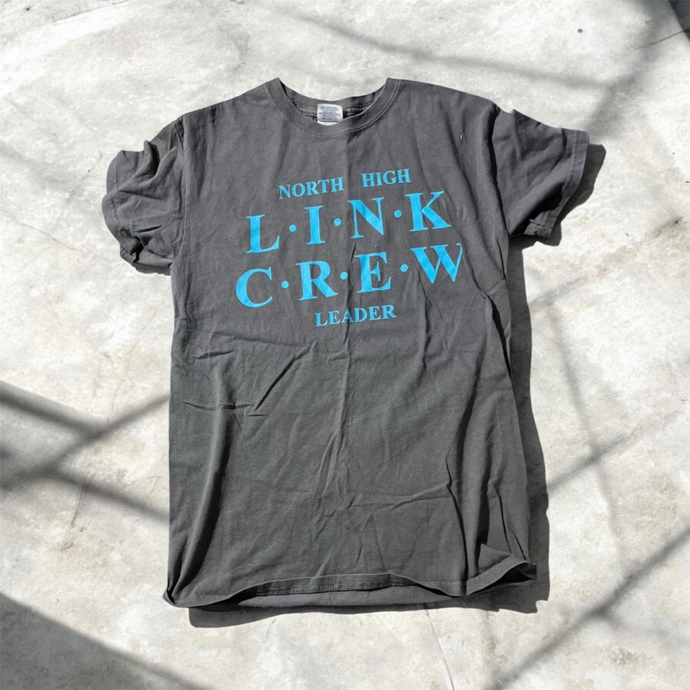 Gildan Black Crew Graphic Tee 549